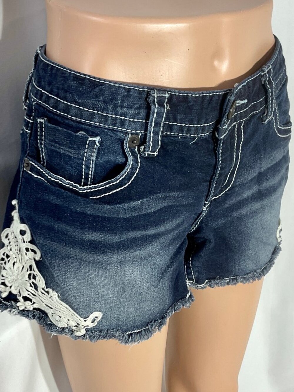 Maurices Size 5/6 Cut-Off Distressed Raw Hem Shorts with Lace Womens Denim Jean